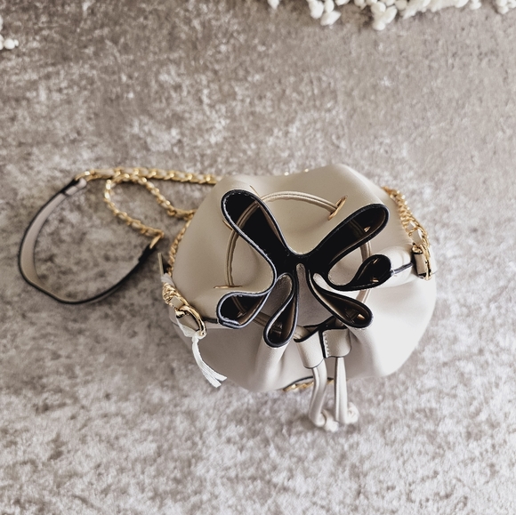 Bucket Bag - Picture 6 of 6